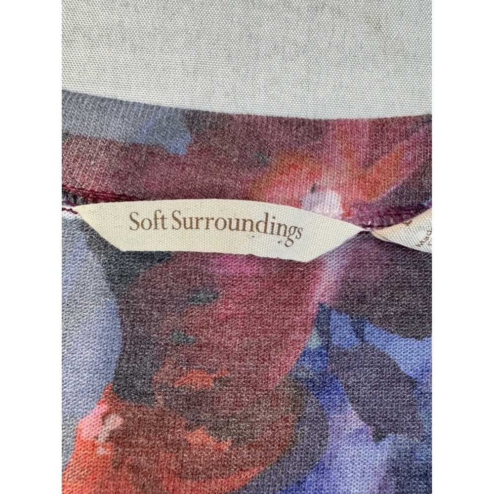 Soft Surroundings Pullover Top Soft Knit Blue Floral Womens Large V-Neck - Picture 3 of 10